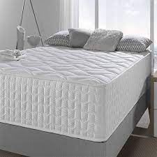 راهی به سوی خواب آرام با هزینه‌های منطقی: بهترین قیمت برای بالش، تشک و روتختی