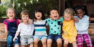 شیوه های ایجاد روابط مناسب با کودکان توسط روانشناس کودکان در مرکز مشاوره تهران انجام می شود.