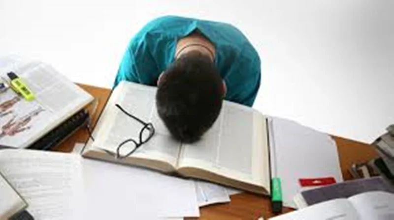 با اضطراب امتحان چه کنیم ؟