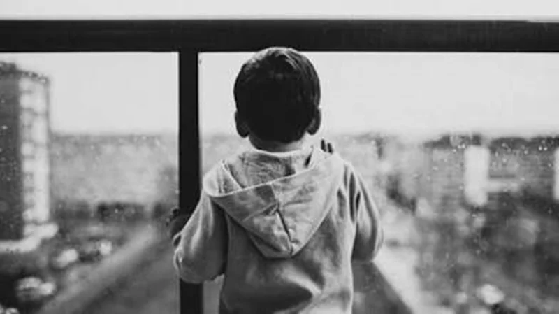 آیا شخصیت ما در کودکی قفل میشود؟ نقش تجربیات کودکی در زندگی بزرگسالی