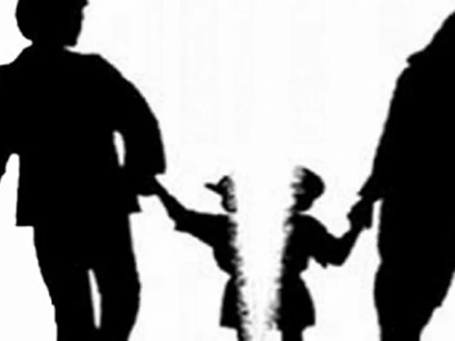 4 تاثیر اساسی طلاق زوجین بر فرزندان از دیدگاه روانشناس کودک و نوجوان