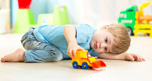 بازی کردن چه نقشی در تربیت کودکان دارد ؟