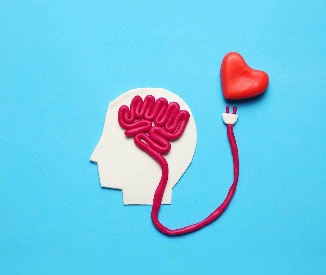 آیا باید وارد یک رابطه شوم یا خیر؟