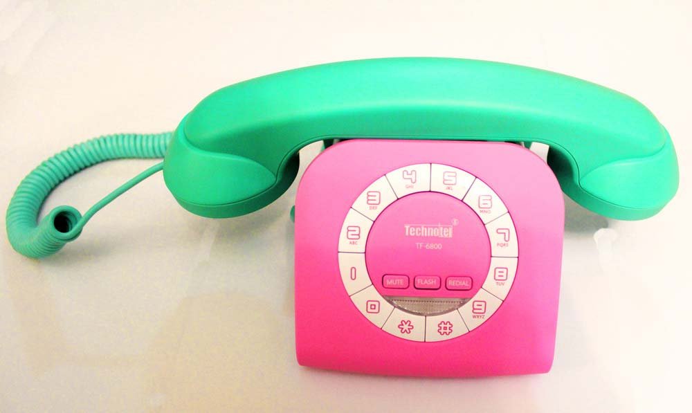 مشاور تلفنی در چه زمان هایی کاربرد دارد و آیا مشاوره تلفنی همان کیفیت مشاور حضوری را دارد؟