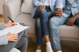 بر اساس مطالعات مشاوره روانشناسی توجه در زندگی زناشویی چقدر اهمیت دارد؟